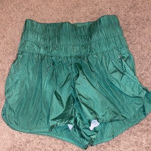 SOLD‼️on alternate site @ 21:18, July 24, 2022: Free people The way home shorts